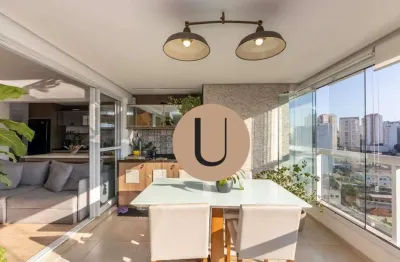 Apartamento moderno com 3 dormitórios e varanda gourmet, perto do parque aclimação