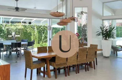 Fantástica casa térrea decorada na exclusiva praia do engenho!