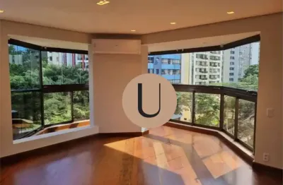 Apartamento com 3 quartos para alugar na Rua Jacques Félix, 685, Vila Nova Conceição, São Paulo