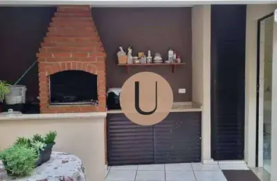 Sobrado 3 dormitórios, 1 suíte - Bairro dos Casa - São Bernardo do Campo