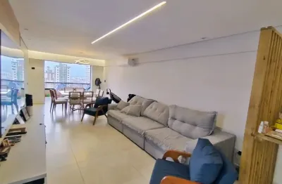 Apartamento alto padrão, semi mobiliado, andar alto, projetado por arquiteto, ambientes amplos e bem distribuídos, proporcionando conforto e sofisticação, 3 dormitórios, 1 suíte, 1 vaga, no bairro tup