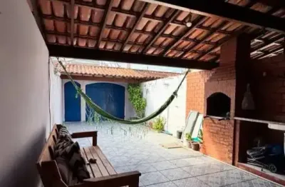 Casa 2 quartos independente próx ao shopping de c.f j.excelsior - cabo frio - rj