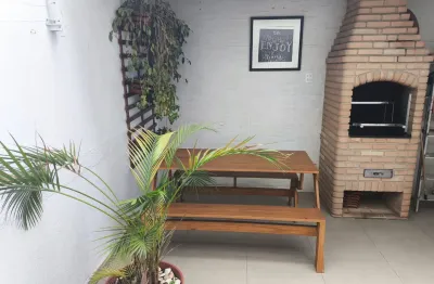 Casa em condomínio para locação com 2 dormitórios no jardim colônia