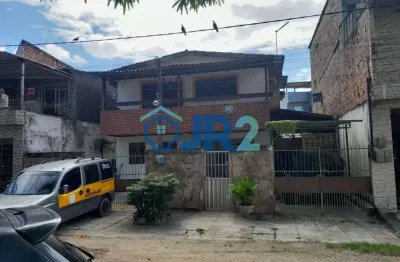 Casa com 4 quartos à venda na Rua Doutor Severino Jatobá, 73, Prado, Recife