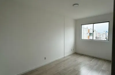 Apartamento com 2 quartos à venda na Rua Araci Bernardina Hermes, 55, Nossa Senhora do Rosário, São José