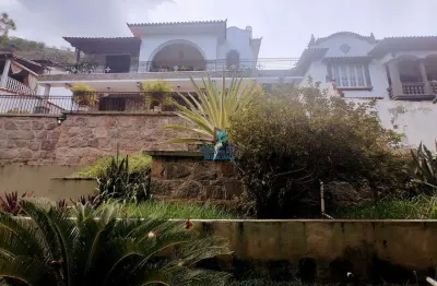 Casa com 3 suítes à venda com 476 m² por r$ 1.579.999,00 no grajaú, rio de janeiro / rj