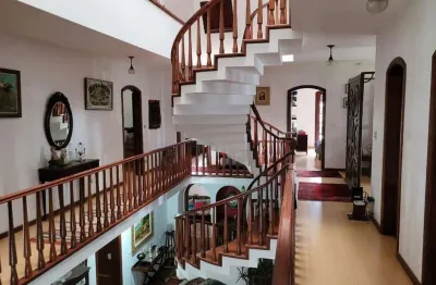 Casa com 5 quartos à venda na Rua das Camélias, 892, Conjunto Habitacional Inocente Vila Nova Júnior, Maringá