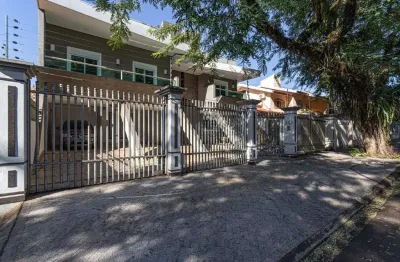 Casa com 5 quartos para alugar na Rua Cerqueira Cézar, 545, Zona 04, Maringá