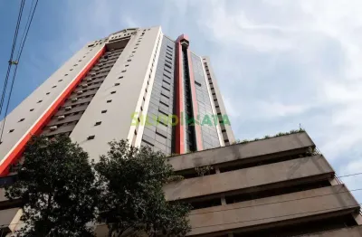 Um excelente aparthotel de apenas 01 quarto mobiliado para morar no centro da cidade.