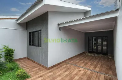 Casa à venda  conforto e sofisticação no jardim dias!