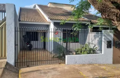 Casa com 3 quartos à venda na Rua Pioneiro Mário Pagani, 671, Conjunto Habitacional Sol Nascente, Maringá
