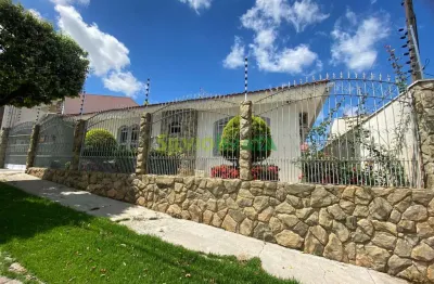 Casa com 3 quartos à venda na Rua Rio Tigre, 82, Jardim Oásis, Maringá
