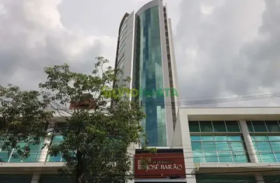Sala comercial de alto padrão disponível para locação no  centro empresarial josé barão.