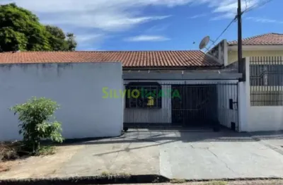 Casa com 2 quartos à venda na Rua Pioneiro José Alves Filho, 249, Jardim Pinheiros II, Maringá