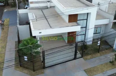 Casa de esquina à venda no jardim monte rei  maringá/pr