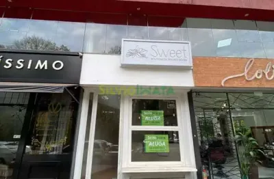 Excelente sala comercial térrea próximo para alugar na av. anchieta, frente ao parque do ingá.