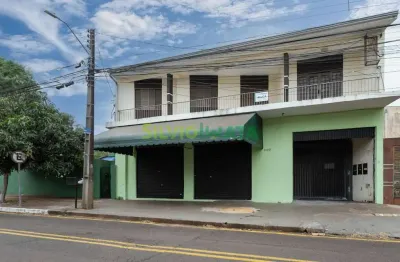 Excelente apartamento em sobreloja para morar na rua cuba, próximo ao posto guaiapô.