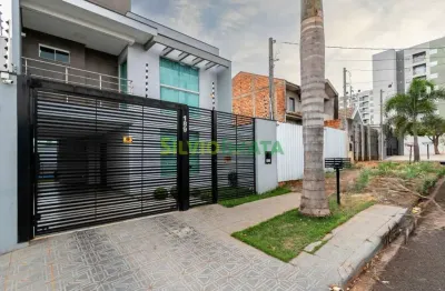 Sobrado à venda no jardim petrópolis  com piscina aquecida, energia fotovoltaico e terraço