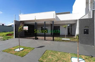 Excelente casa de 03 quartos sendo 01 suíte, semi mobiliada, para morar no bom jardim.