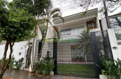 Excelente sobrado de altissimo padrão, 03 suítes para morar, próximo da av. cerro azul, vila emilia