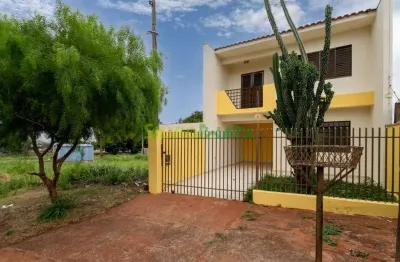 Excelente sobrado de 02 quartos para morar no jardim universo, próximo a av. carlos borges.