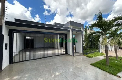 Excelente casa de 03 quartos com piscina, para morar no jardim italia ii.