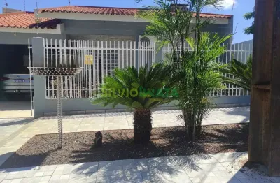 Casa com 3 quartos à venda na Rua Pioneiro José Alves Filho, 329, Jardim Pinheiros II, Maringá