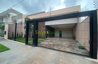 Casa com 3 quartos à venda na Rua Lázaro Benedito Carnielli, 349, Jardim Canadá, Maringá