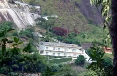 Casa comercial à venda no Corrêas, Petrópolis 
