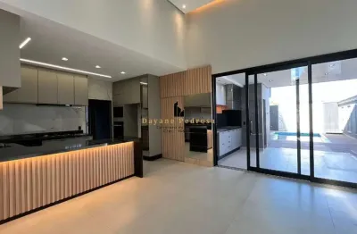Casa de alto padrão no loteamento residencial mac knight em santa bárbara d'oeste-sp: 3 quartos, 1 suíte, 2 salas, 3 banheiros, 4 vagas de garagem e 185m².