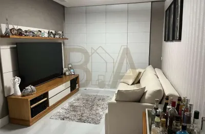 Apartamento com 114 metros e 2 vagas de garagem, vila osasco.