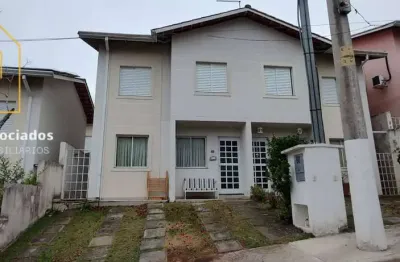 Casa com 3 dormitórios sendo 1/suíte - condomínio porto seguro