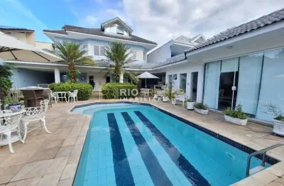 Casa em condomínio fechado com 3 quartos à venda na rua ivaldo de azambuja, 190, barra da tijuca, rio de janeiro, 508 m2 por r$ 4.200.000