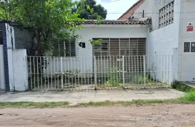 Casa com 5 quartos à venda na Rua Amália, 36, Cordeiro, Recife