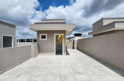 Sobrado com 3 quartos sendo 1 suíte e terraço com churrasqueira no bairro alto