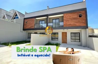 Amplo sobrado com 144 m² privativos, 3 quartos sendo 1 suíte, jardim fundos e rooftop no xaxim