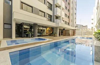 Apartamento 2 quartos sendo 1 suíte, 2 vagas de garagem no barigui woodland santo inácio