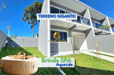 Sobrado de esquina com amplo terreno 3 quartos, jardim espaçoso para ampliação