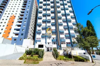 Apartamento duplex com três quartos, dois banheiro vaga fixa coberta