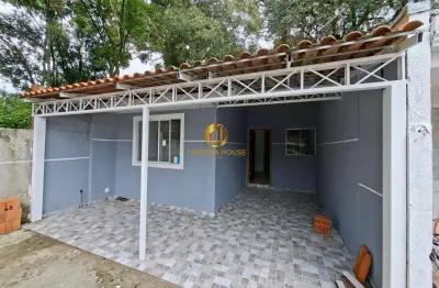 Casa à venda no gralha azul em fazenda rio grande | 2 quartos, garagem coberta