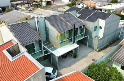 Sobrado 2 quartos em condomínio, com churrasqueira, alto boqueirão