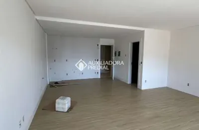 Apartamento com 1 quarto para alugar na rodovia virgílio várzea, 1000, monte verde, florianópolis, 44 m2 por r$ 3.900