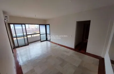 Apartamento com 3 quartos para alugar na avenida mauro ramos, 1276, centro, florianópolis, 92 m2 por r$ 4.100