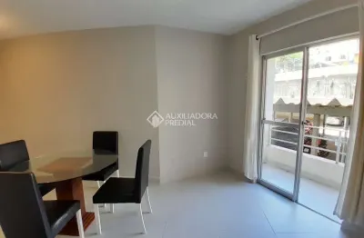 Apartamento com 1 quarto para alugar na avenida desembargador vítor lima, 398, trindade, florianópolis, 34 m2 por r$ 2.950