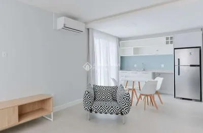 Apartamento com 1 quarto para alugar na rua bento silveira, 152, lagoa da conceição, florianópolis, 45 m2 por r$ 3.400