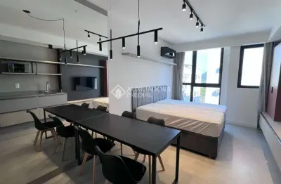 Apartamento com 1 quarto para alugar na rua professora maria flora pausewang, 137, trindade, florianópolis, 32 m2 por r$ 3.900