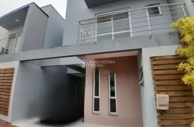 Casa em condomínio fechado com 3 quartos para alugar na rua ingá mirim, 76, ribeirão da ilha, florianópolis, 117 m2 por r$ 4.800