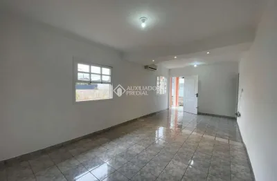Casa com 4 quartos para alugar na servidão dona vitorina lopes, 390, campeche, florianópolis, 185 m2 por r$ 7.000