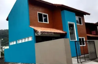 Casa com 3 quartos para alugar na avenida pequeno príncipe, 5, campeche, florianópolis, 105 m2 por r$ 4.450