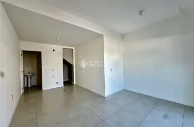 Ponto comercial para alugar na rua juvenal farias, 13, santa mônica, florianópolis, 30 m2 por r$ 2.900